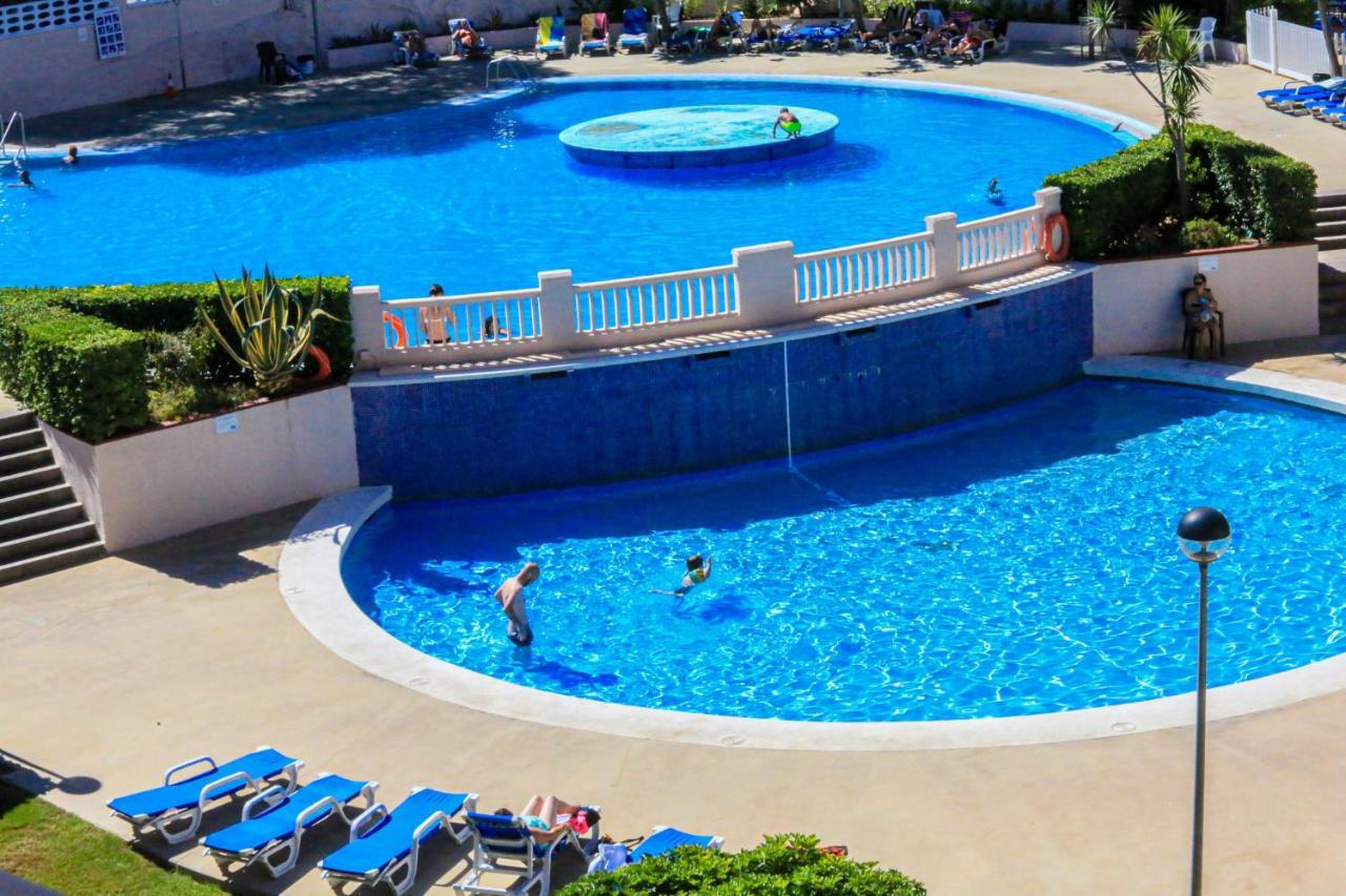 Luminoso Apartamento En Salou Con Terraza Y Parque Infantil Ideal Familias Exterior foto
